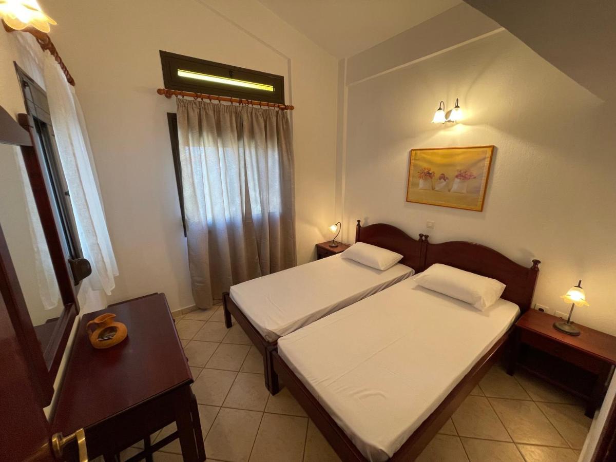 Galazia Akti Seaside Apartments Никити Экстерьер фото