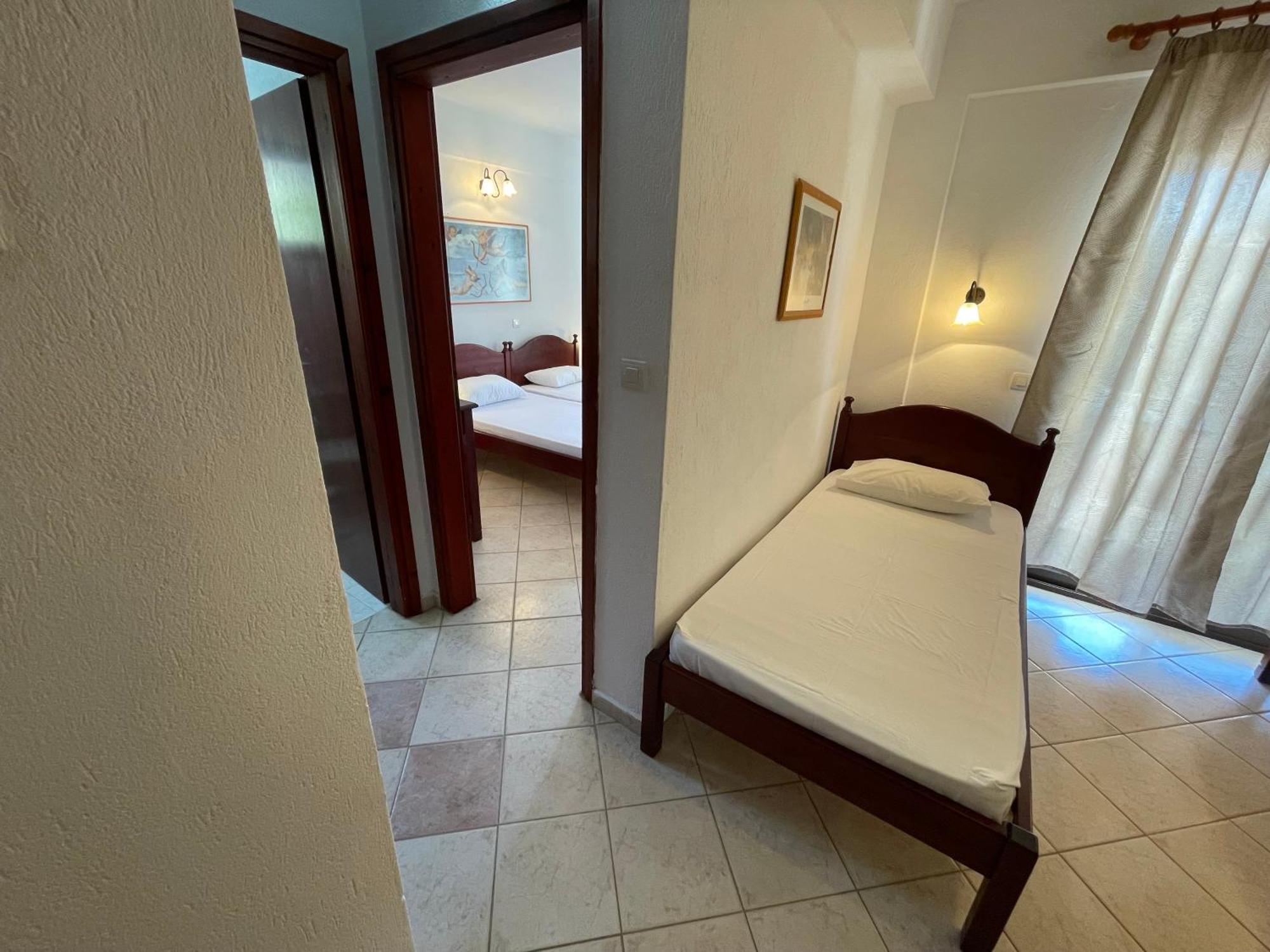 Galazia Akti Seaside Apartments Никити Номер фото